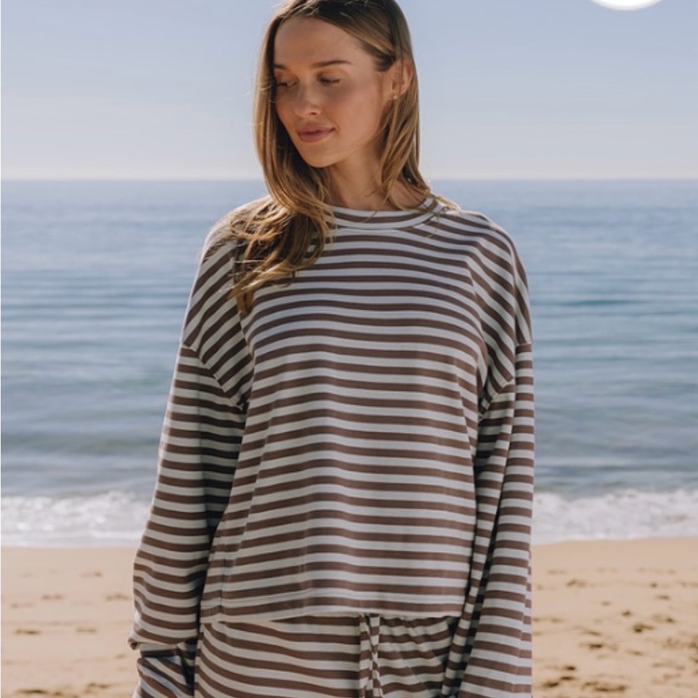 NWT. Daily Drills Striped Set